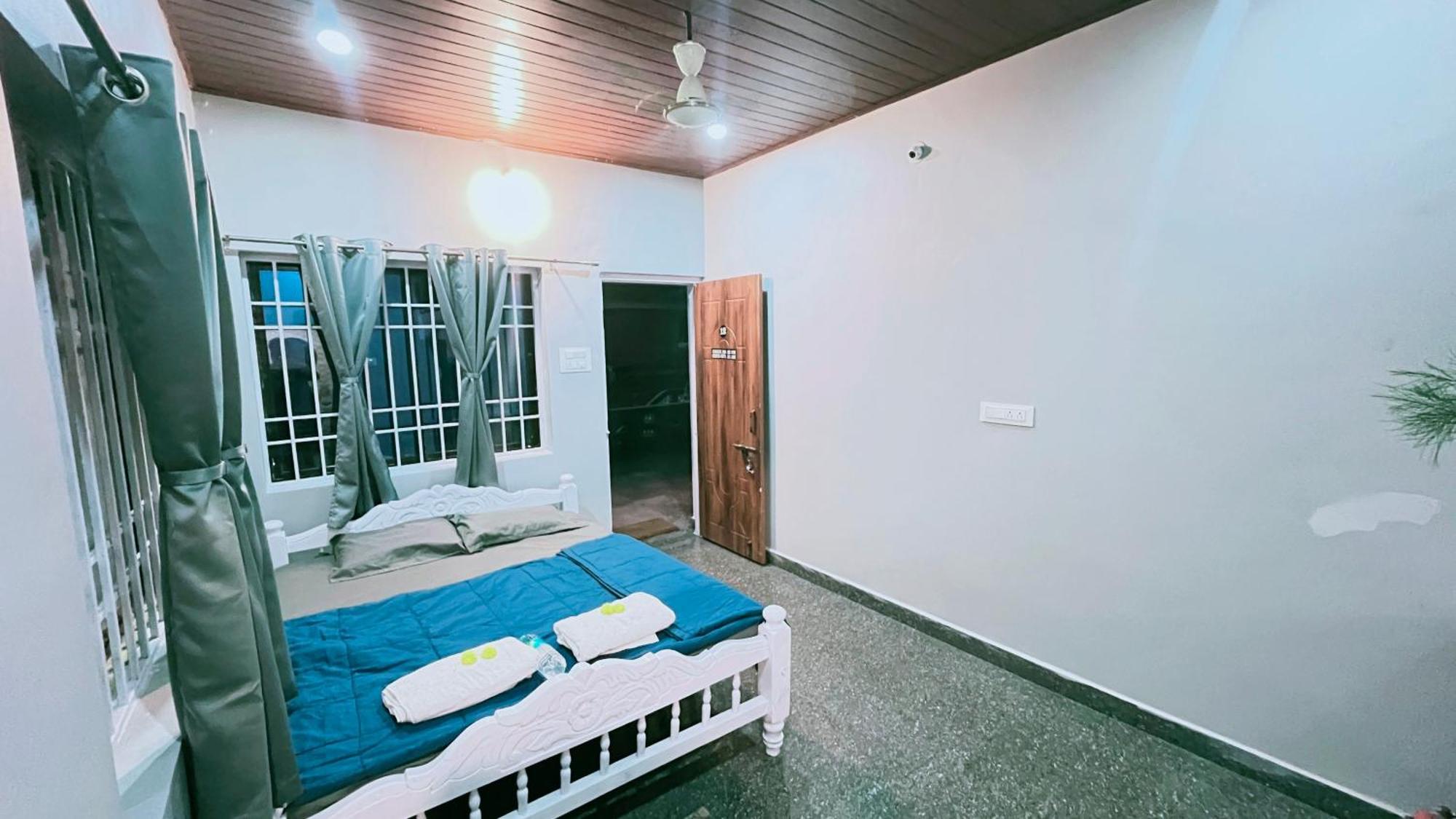 Gokarna Beach Stays By Tune Of Ocean Esterno foto